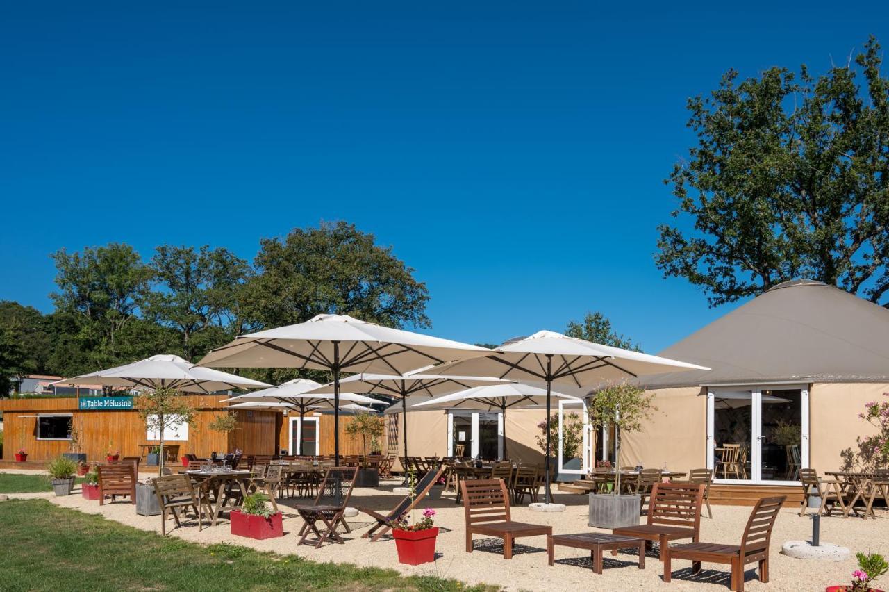 Hotel Domaine Melusine - A 2Km Du Puy Dufou France ! Les Épesses Exterior foto